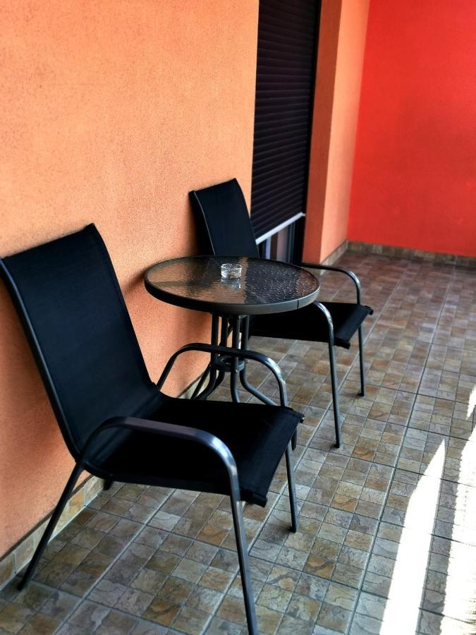 Apartman Elly سلافونسكي برود المظهر الخارجي الصورة
