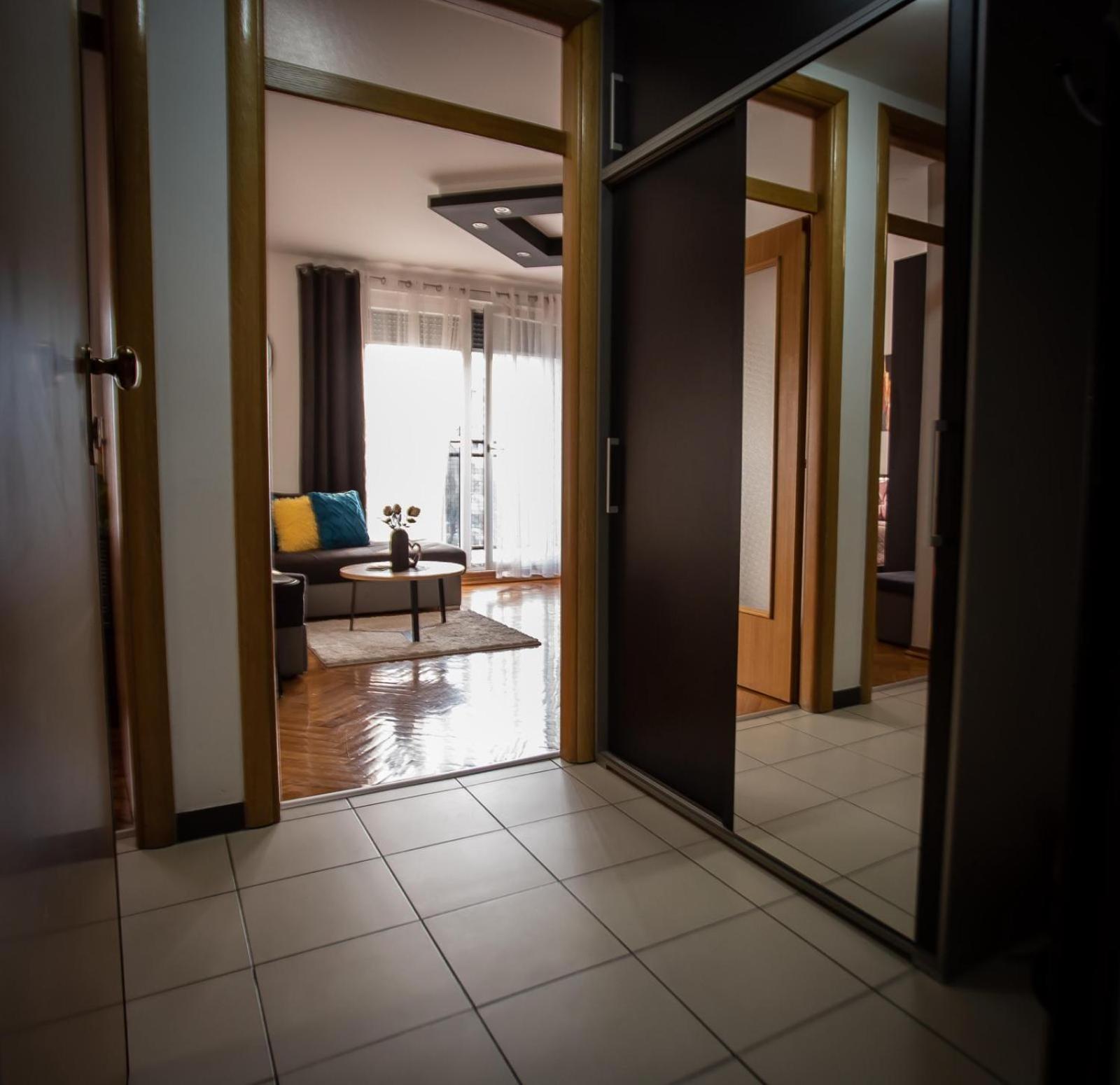 Apartman Elly سلافونسكي برود المظهر الخارجي الصورة